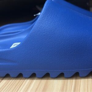 Yeezy blue slides